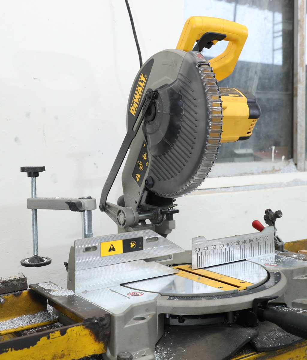 Aluminium-&-Metal-Cutting-Machines-–-4-Units-2-min